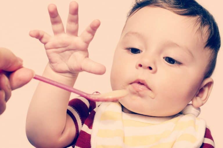 BLW (Baby-led Weaning): De la teta a los macarrones sin pasar por las papillas