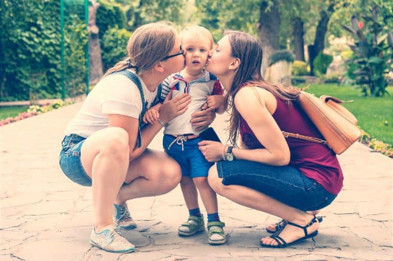 maternidad y pareja