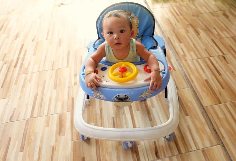 Todo sobre los andadores de bebé: ¿por qué son perjudiciales para los niños?