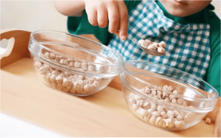 Juego trasvase on sale montessori
