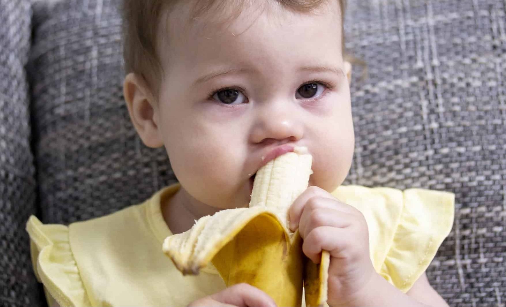 Tres formas seguras de ofrecer manzana - Baby Led Weaning