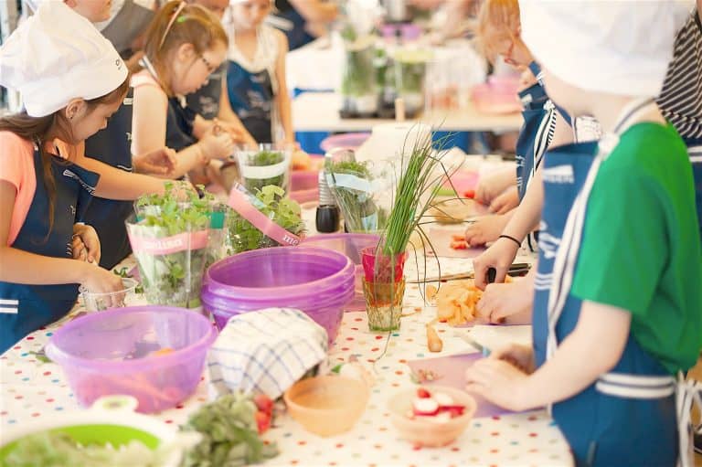 Cómo preparar el ambiente en la cocina según Montessori 
