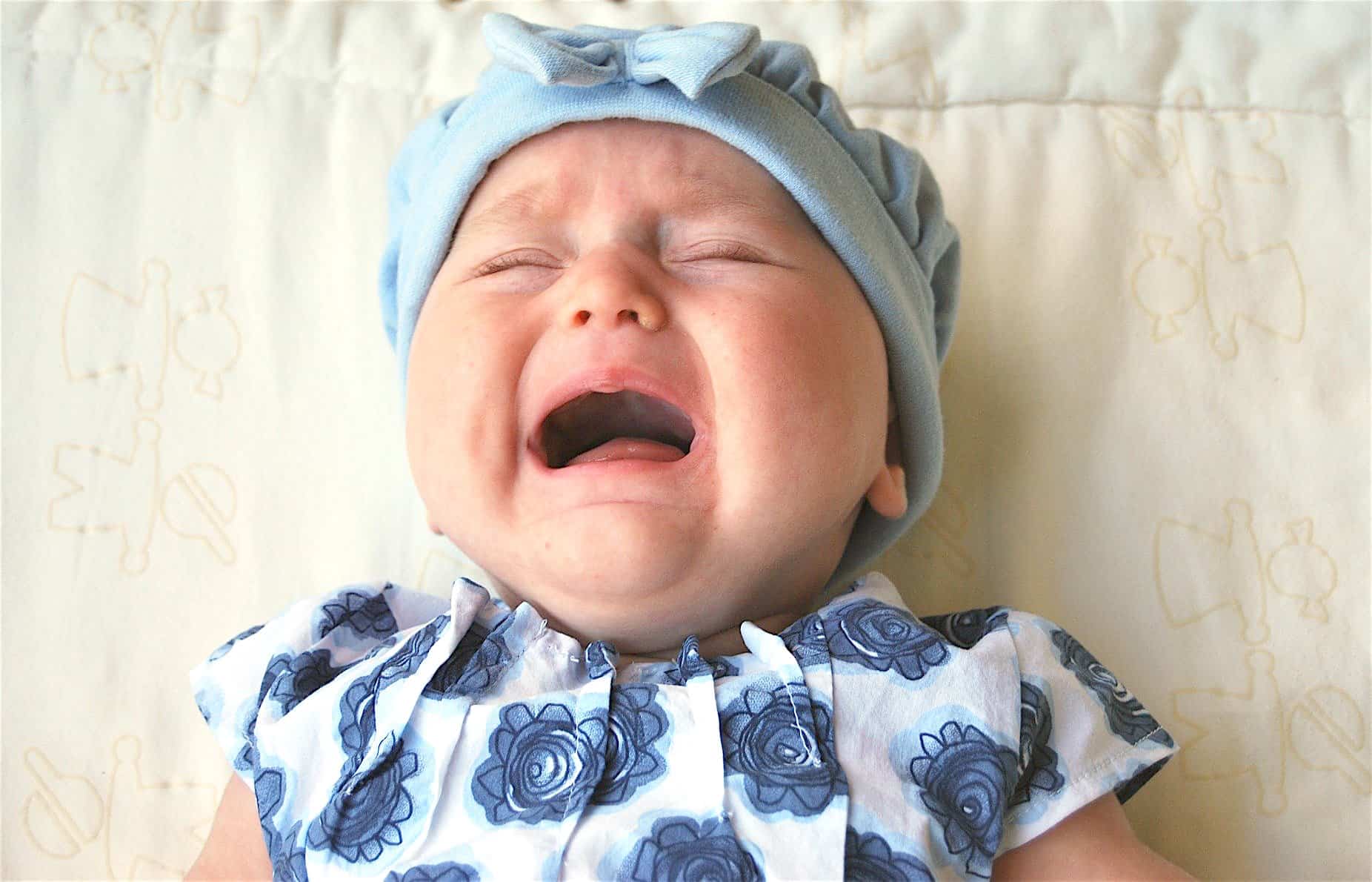 ¿Por qué los bebés lloran sin lágrimas?