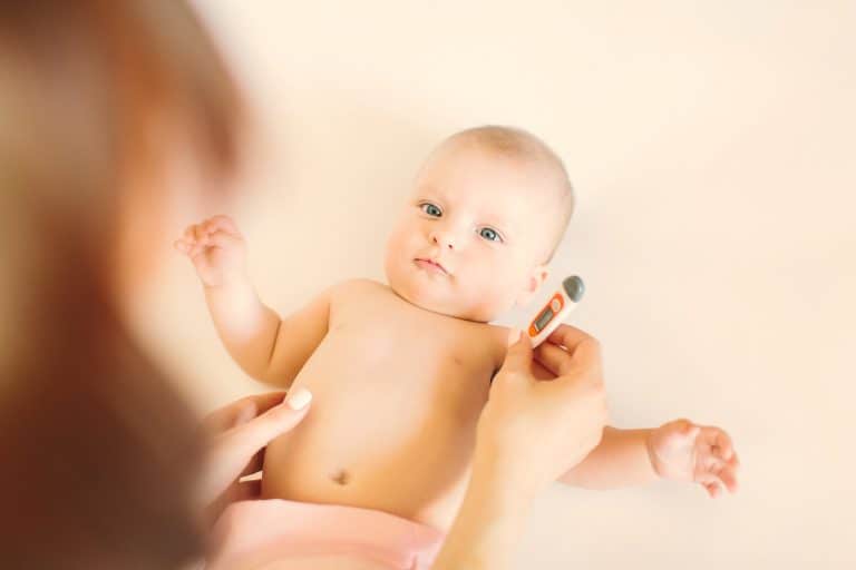 Bebé con fiebre: ¿cuándo ir a urgencias?