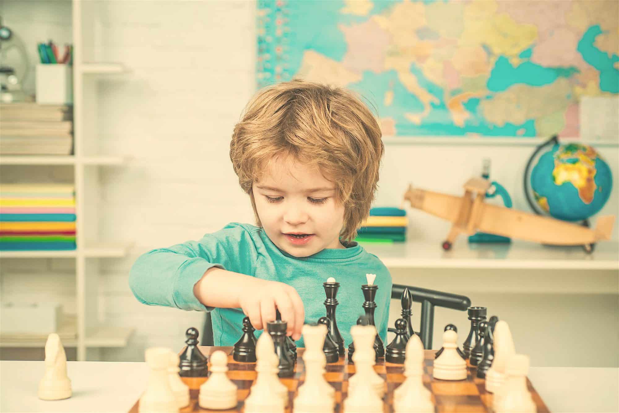 Aprende con Rey, un juego online de ajedrez para niños