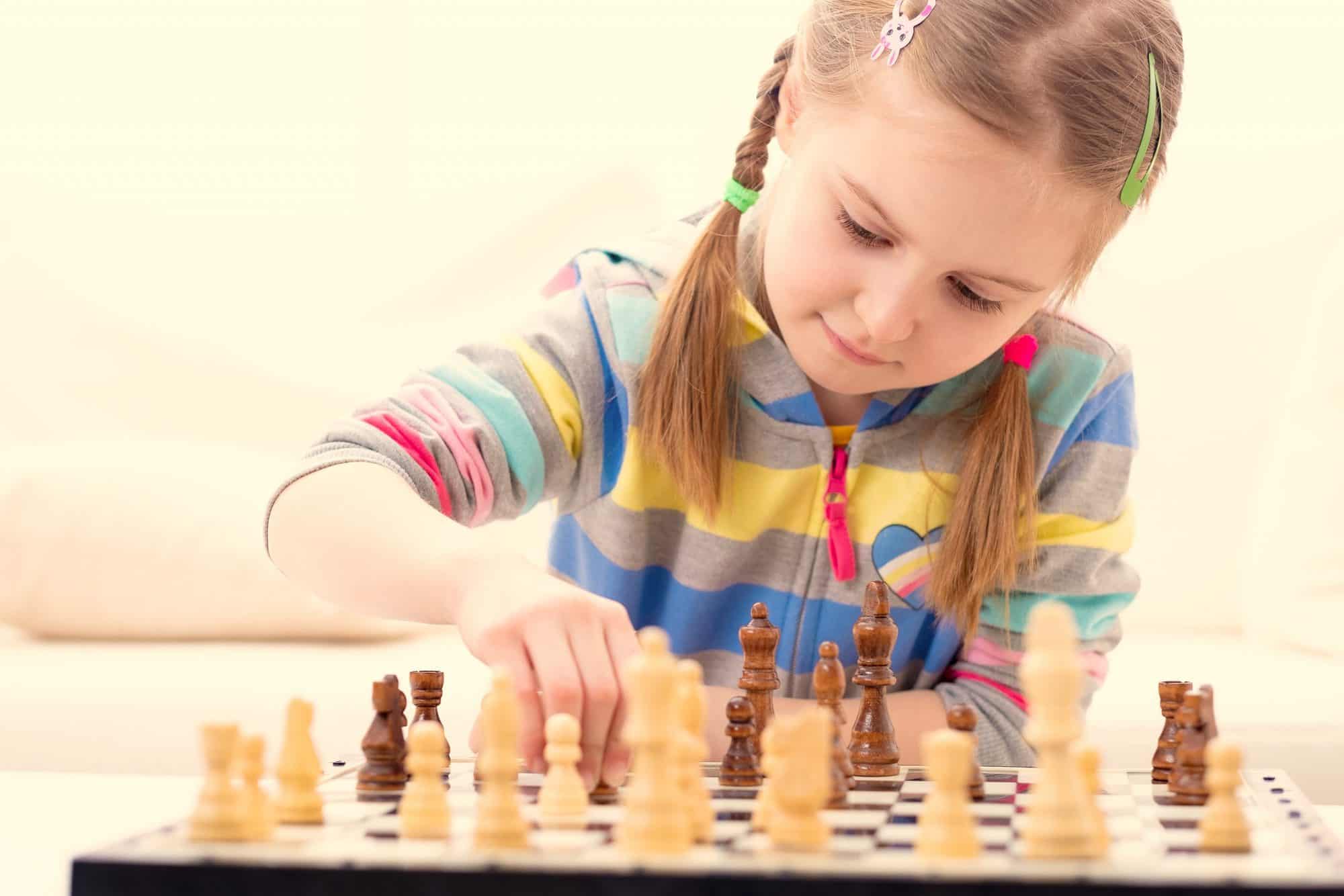 Beneficios del ajedrez para los niños - con Sentido
