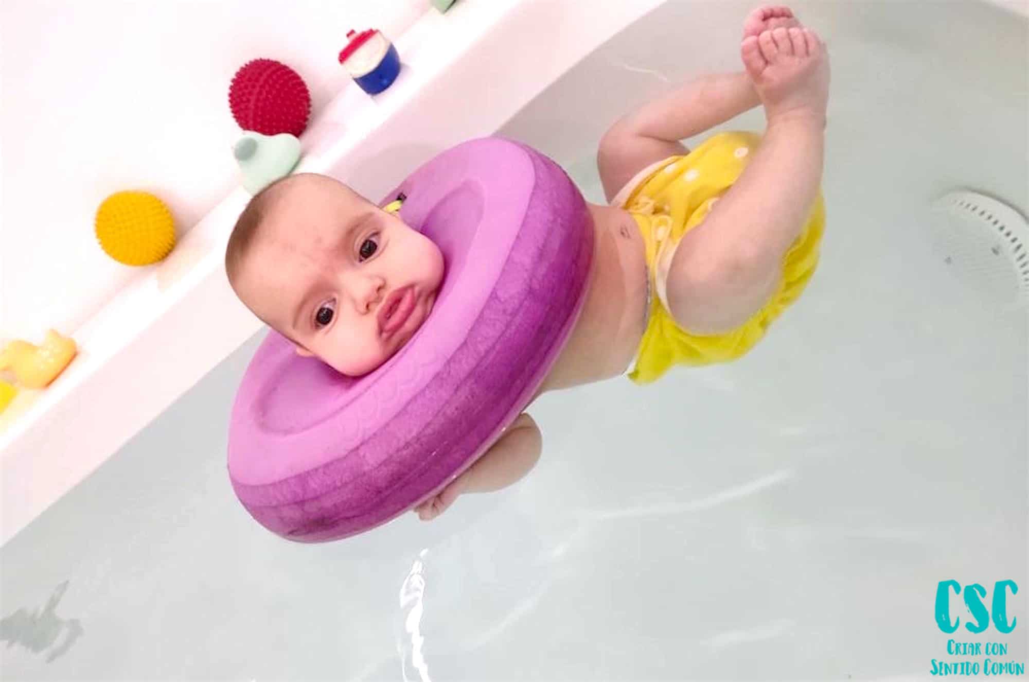 Alegre tocino lavar Qué es la hidroterapia para bebés? - Criar Con Sentido Común