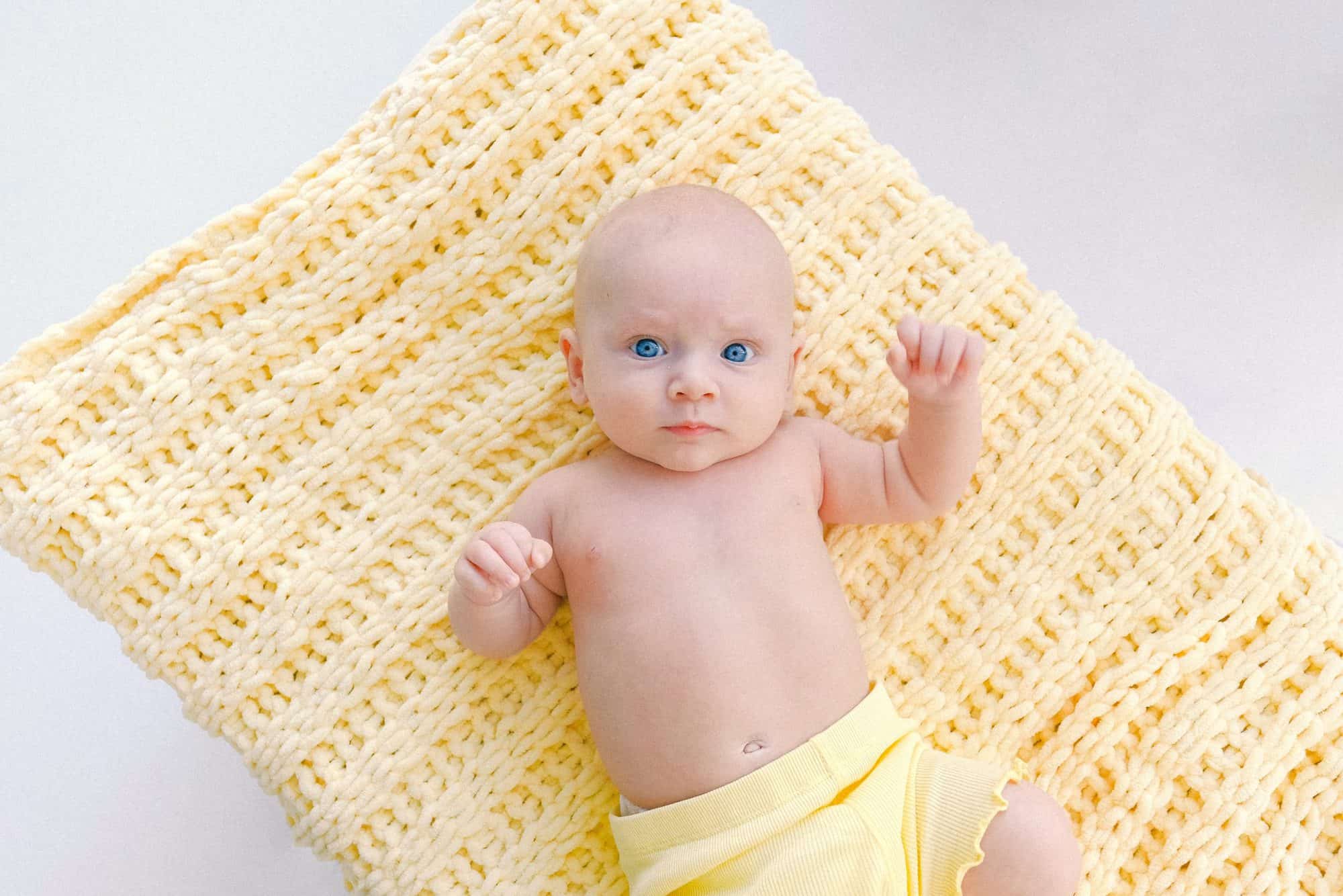Cómo vestir a un bebé recién nacido en verano? - CSC