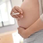 El tabaco aumenta el riesgo de hiperactividad en los niños
