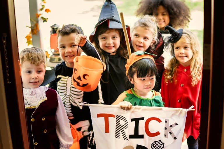 13 Actividades y juegos de Halloween para hacer casa con los niños