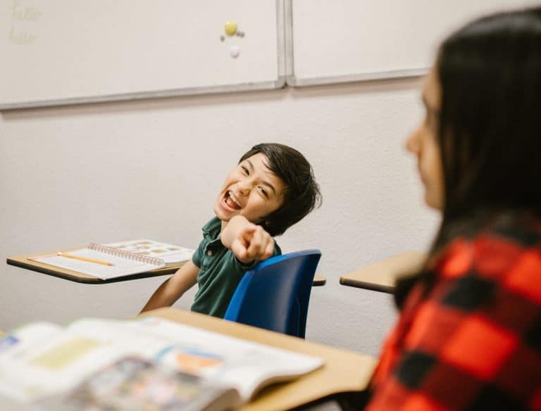 Hiperactividad infantil: Síntomas, Causas y Tratamientos