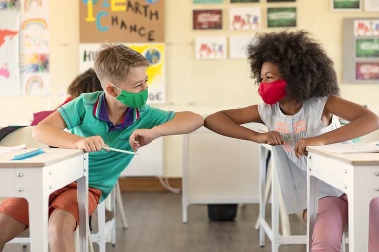 Cómo cuidar la piel de los niños por el uso de las mascarillas