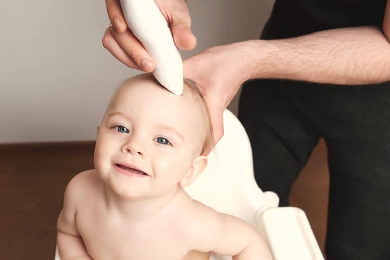 6 Consejos para cuidar el pelo de tu bebé - CSC