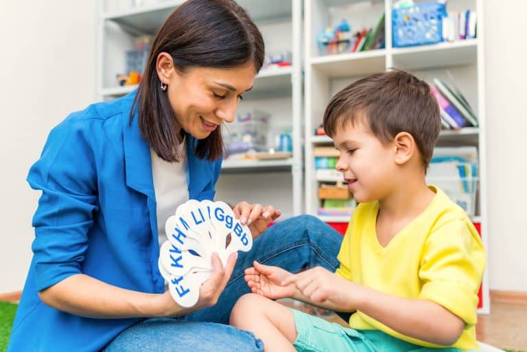 Cuándo preocuparse si un niño no habla