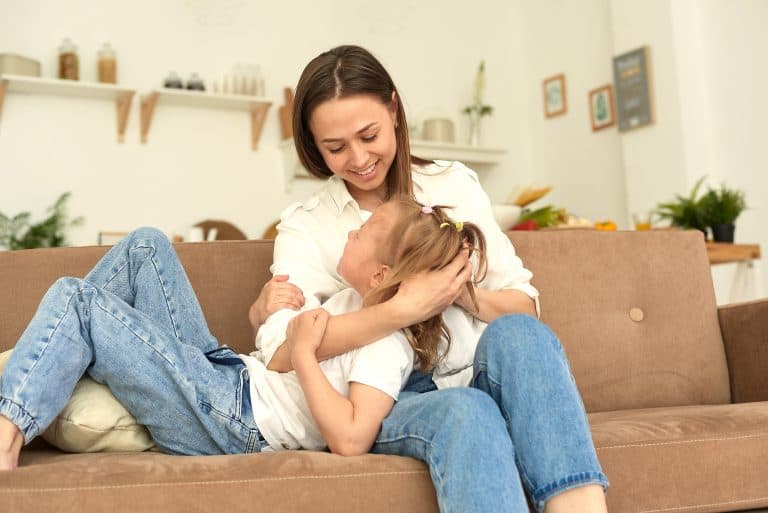 Cómo hablarle a tu hija de la menstruación