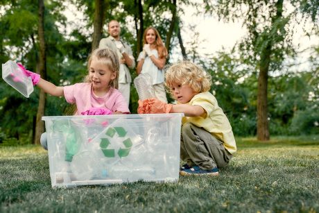 Juguetes para enseñar a los niños a reciclar