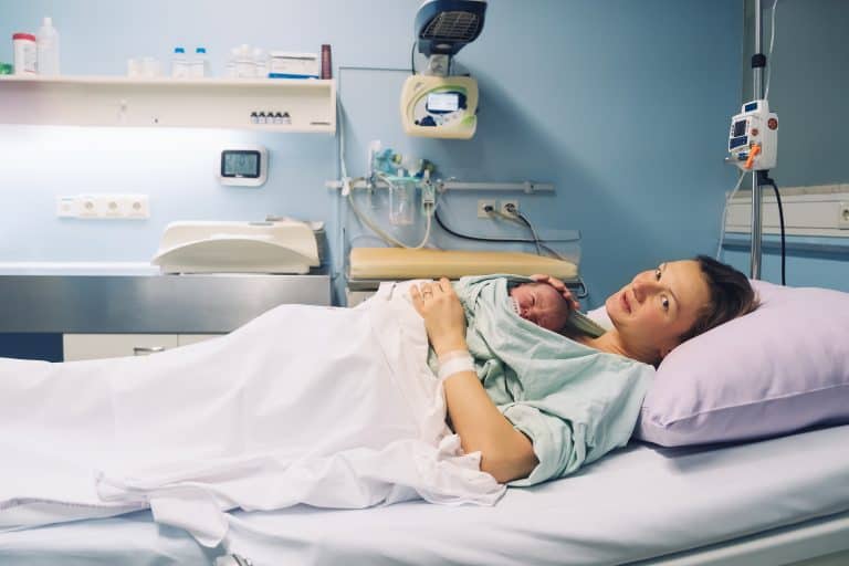 Nacimiento y parto respetados sin separación entre madre y recién nacido