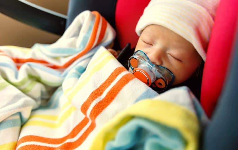 Sillas de coche para bebés prematuros: Cómo elegirla
