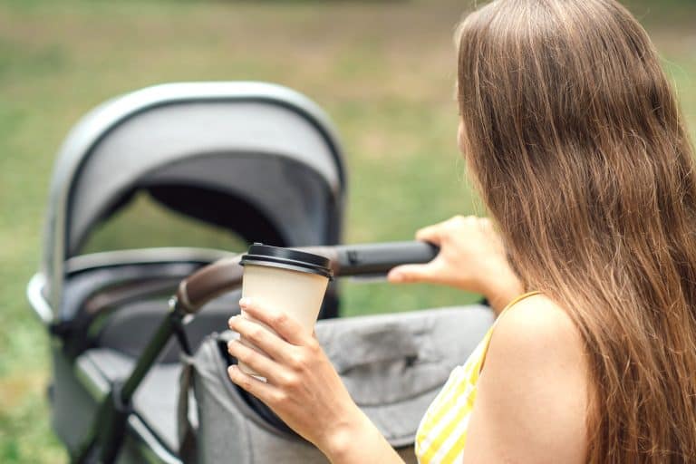 ¿Influye que tome leche mientras doy el pecho en las futuras intolerancias de mi bebé?