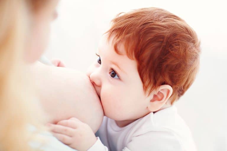 Ropa de lactancia: ¿Qué ropa usar durante la lactancia materna? - CSC