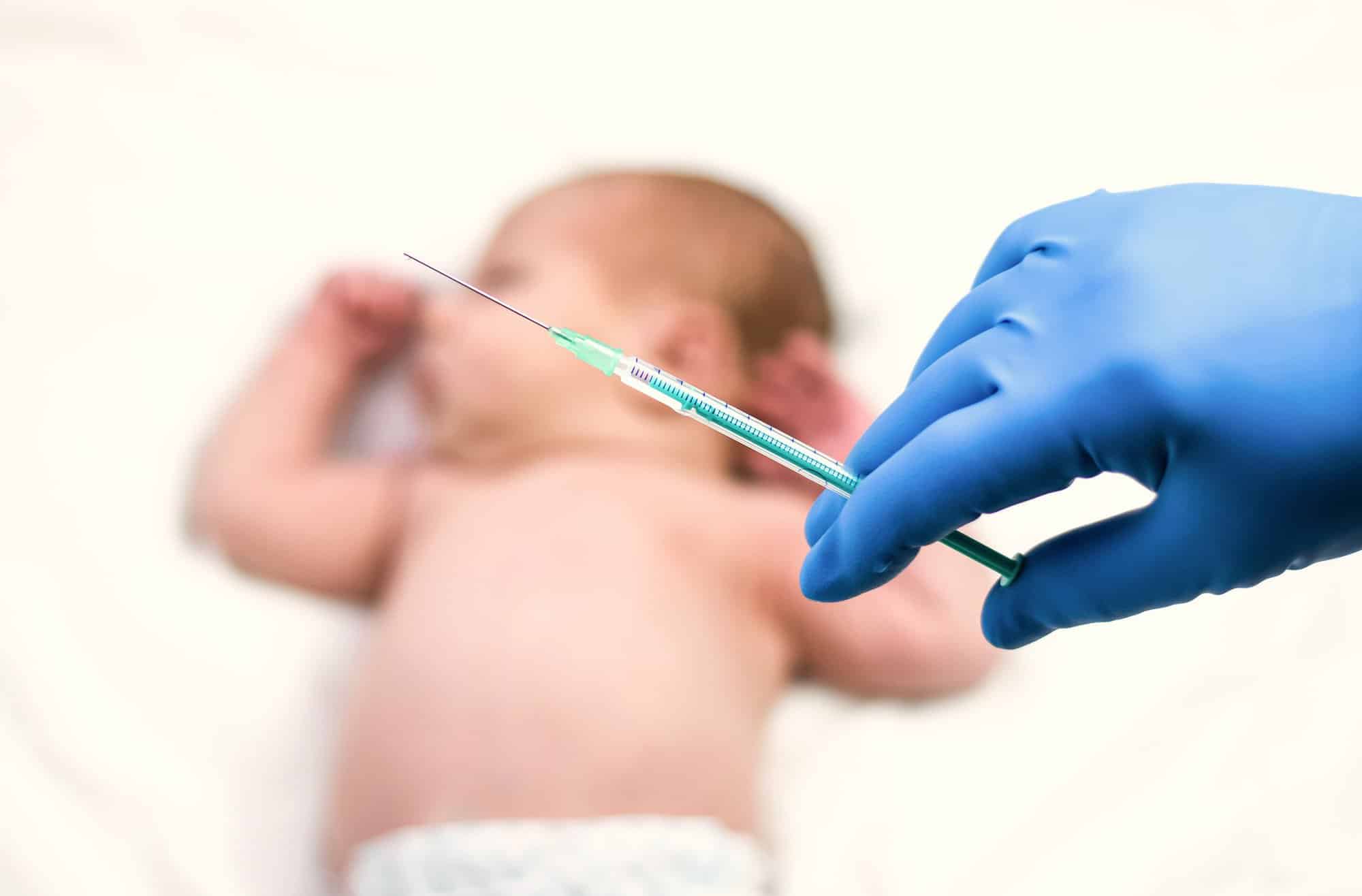 Qué tener en de que pongan las vacunas bebé - CSC