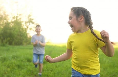 ¿Cuáles son los beneficios de la actividad física en los niños?