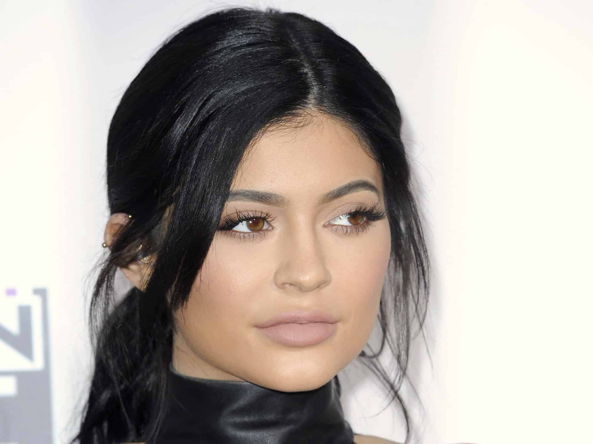 Kylie Jenner se sincera en redes sobre su depresión postparto