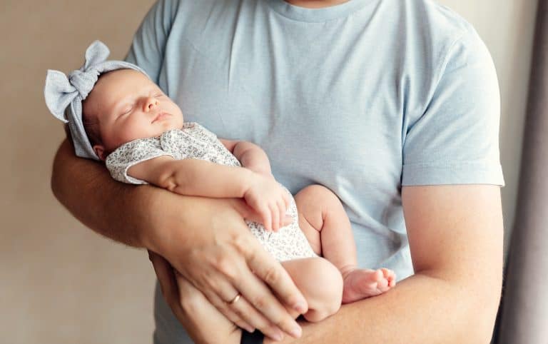 La oxitocina ayuda a los padres a cuidar y querer a su bebé