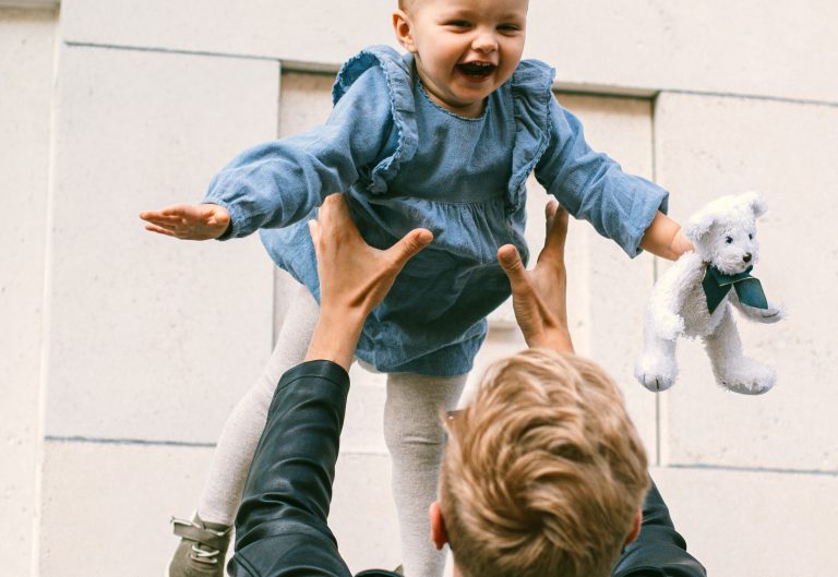 ¿Qué pasa con el cerebro de los padres al cuidado de un hijo?