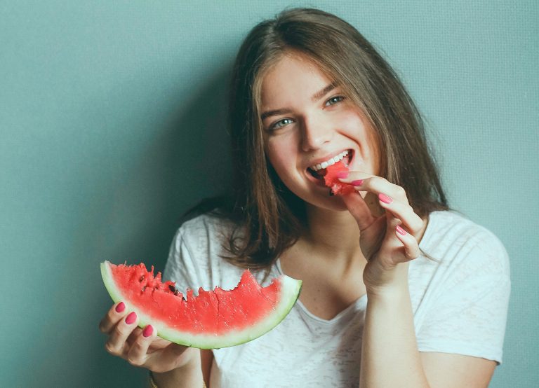 ¿Qué dieta debe seguir un adolescente para estar saludable?