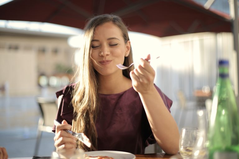 ¿Qué dieta debe seguir un adolescente para estar saludable?