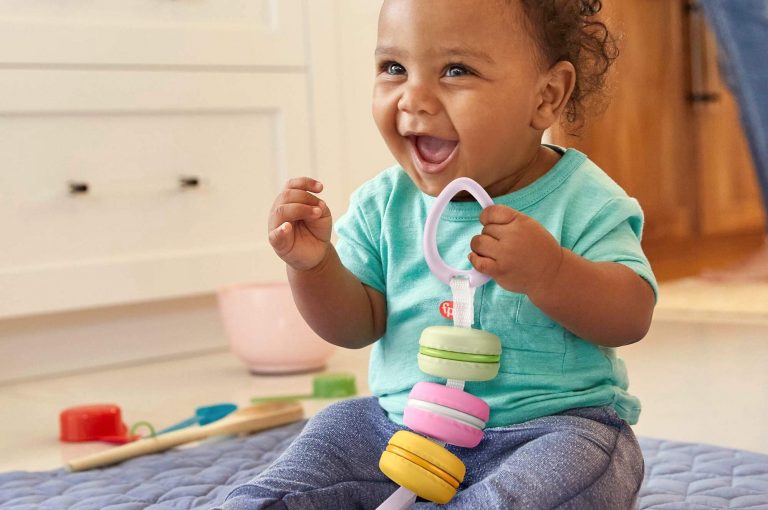 Estimulación infantil: Importancia y beneficios del sonajero