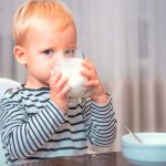 ¿Qué pasa si un niño toma leche sin lactosa?