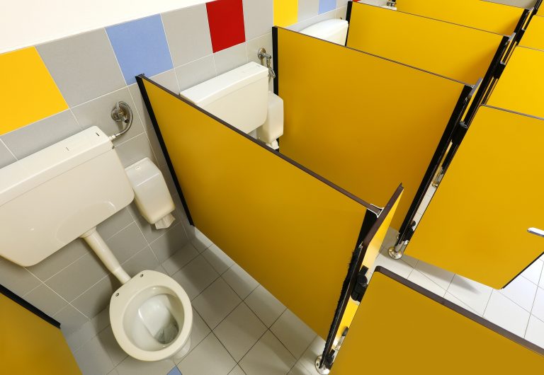 ¿Qué pasa si no te dejan ir al baño en el colegio? ¿Qué pasa si no te dejan ir al baño en el colegio?