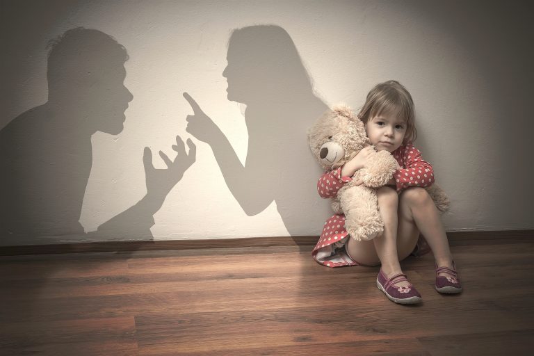 ¿Cómo afectan las peleas de los padres a los hijos?