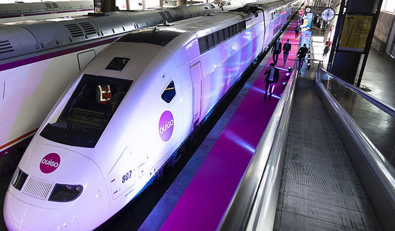 viajar en tren con hijos Ouigo prohíbe a una madre viajar en su tren con 4 hijos