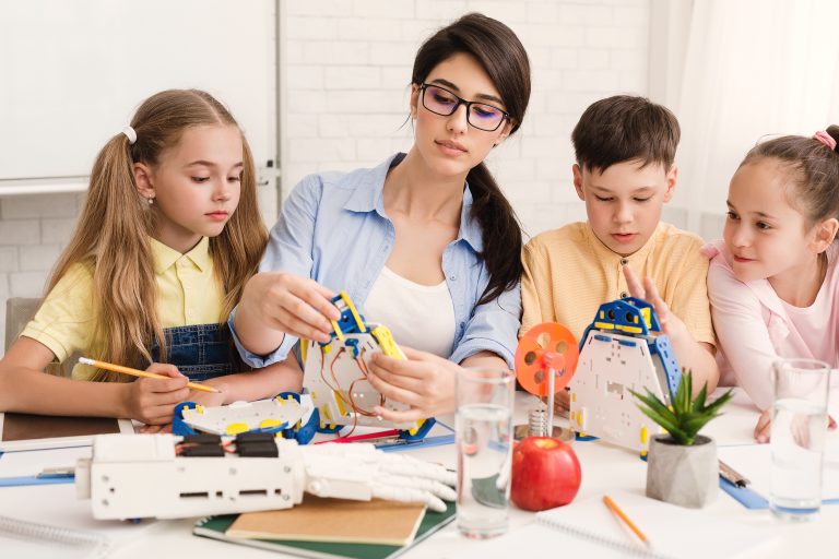 Colegios abiertos en festivos para que las familias puedan conciliar