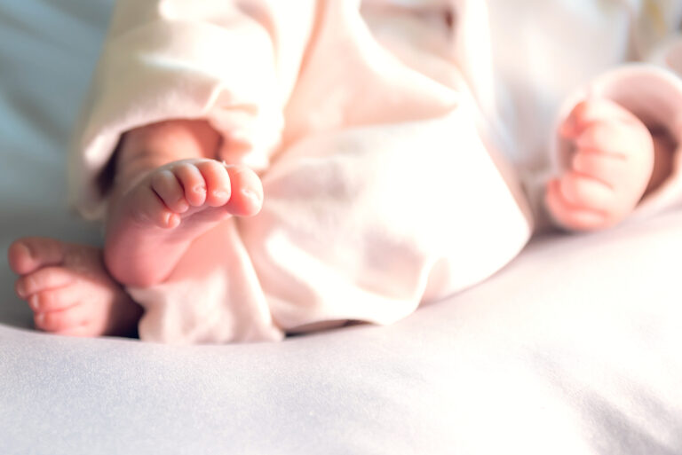 Millones de muertes de bebés podrían prevenirse cada año