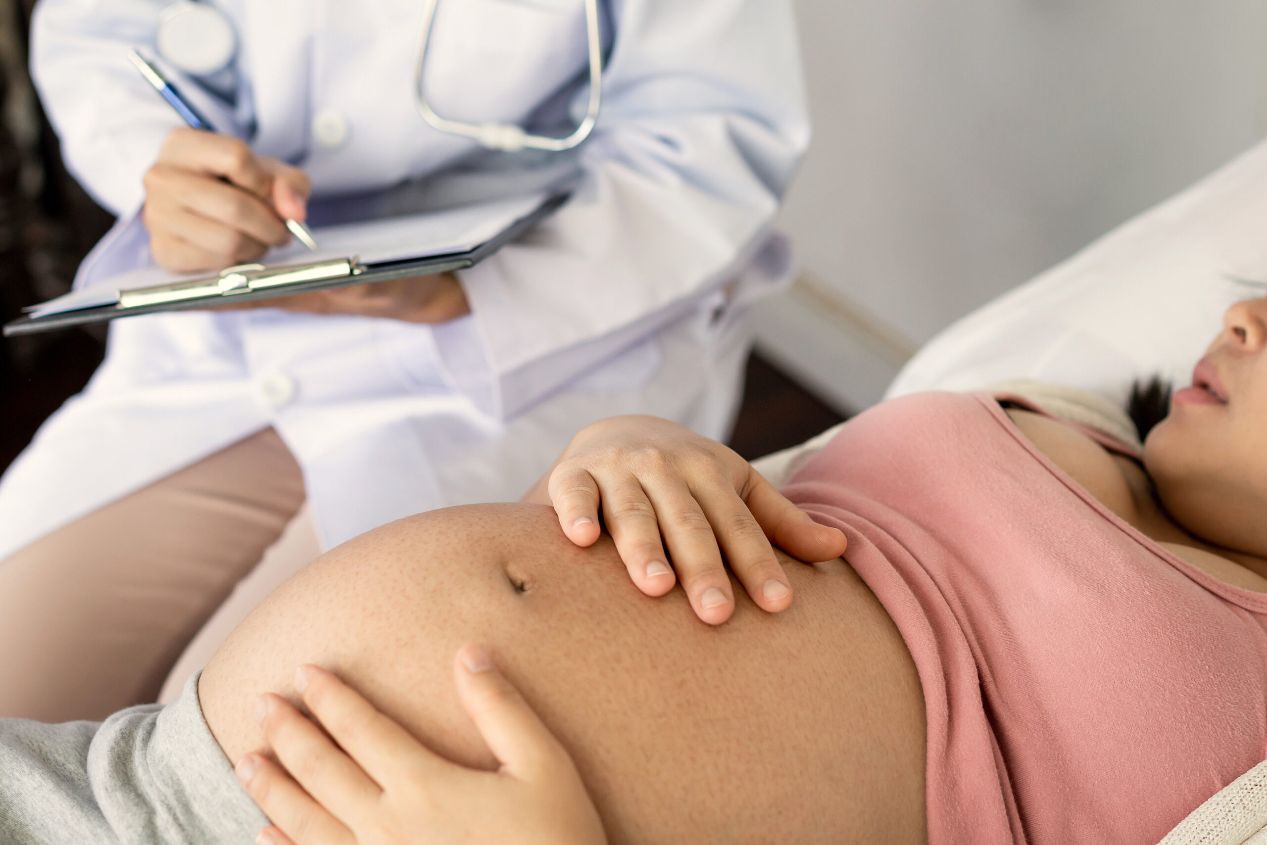 Las tasas de hepatitis C en embarazadas se disparan en EE.UU.