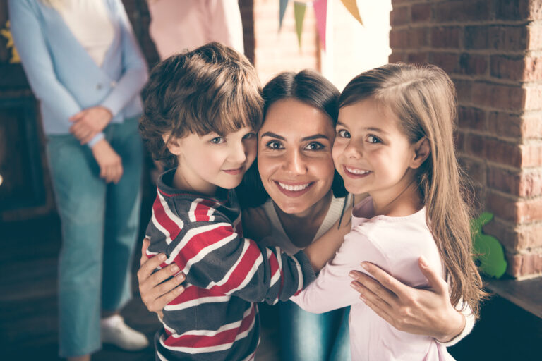 Tíos solteros sin hijos tienen mejor relación con sus sobrinos