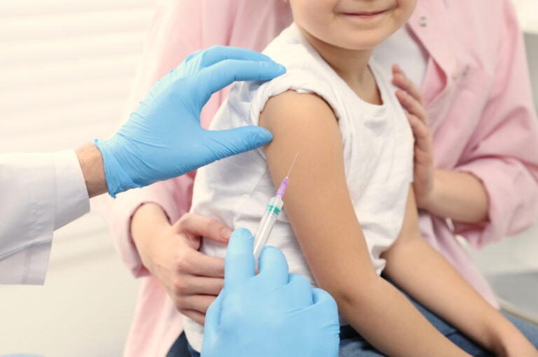 1 de cada 6 niños no tiene todas sus vacunas