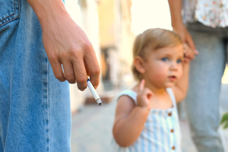 Humo de segunda mano y la exposición al plomo en niños