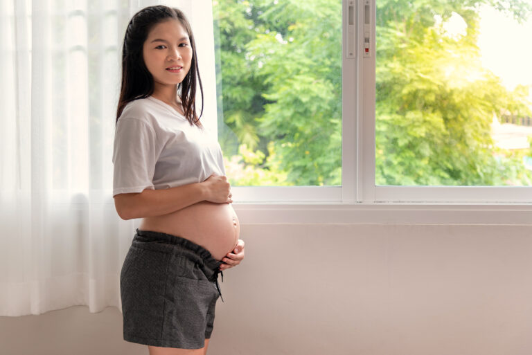 Niñas adolescentes embarazadas