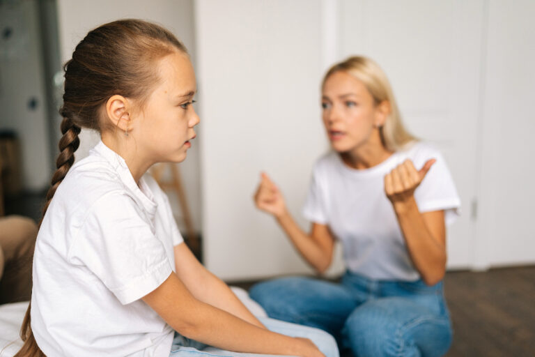 ¿Qué es ser un padre helicóptero?