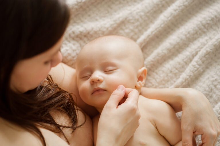 Colonia para bebés: cuidados de uso