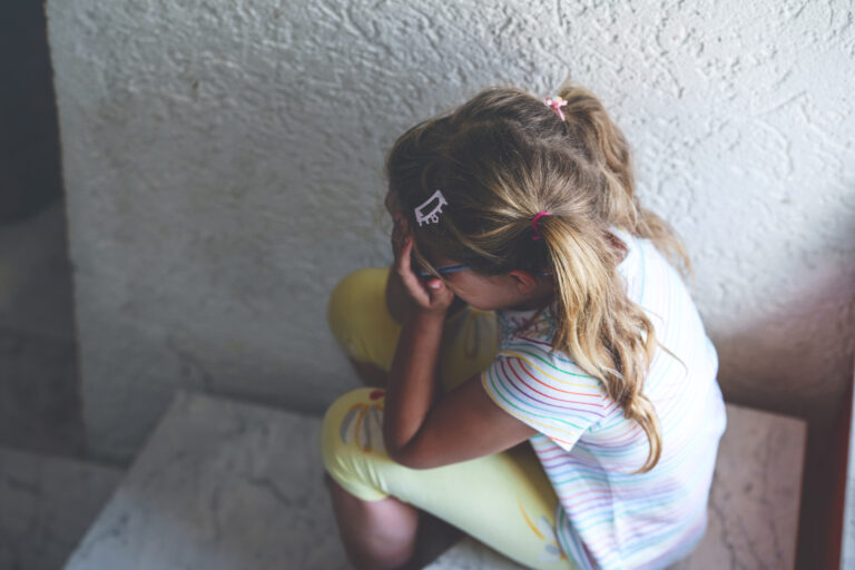 Consecuencias del estrés infantil: cambios en el cerebro
