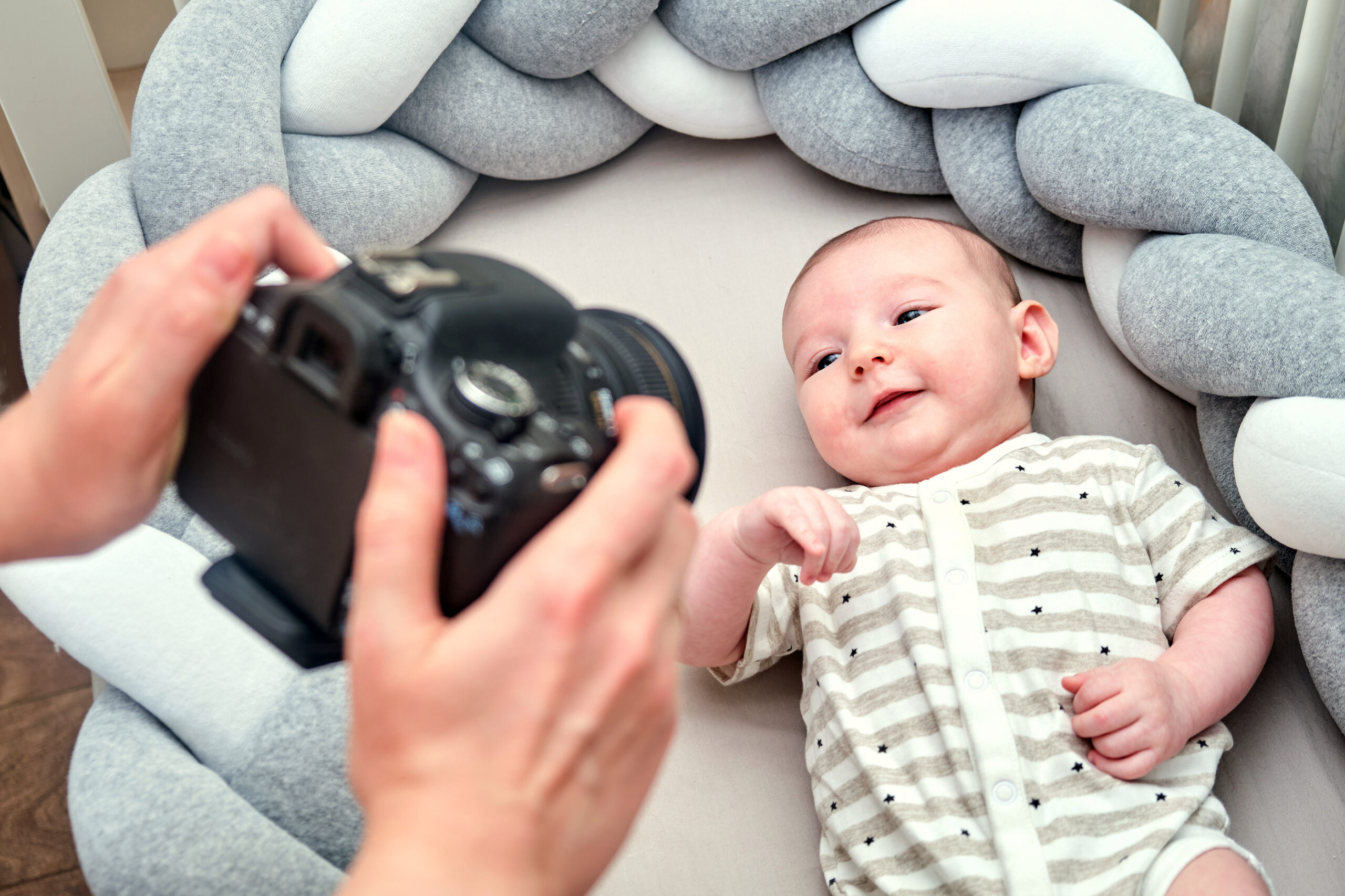 fotos originales de estudio para bebés de un año - Fotógrafo profesional en  Barcelona