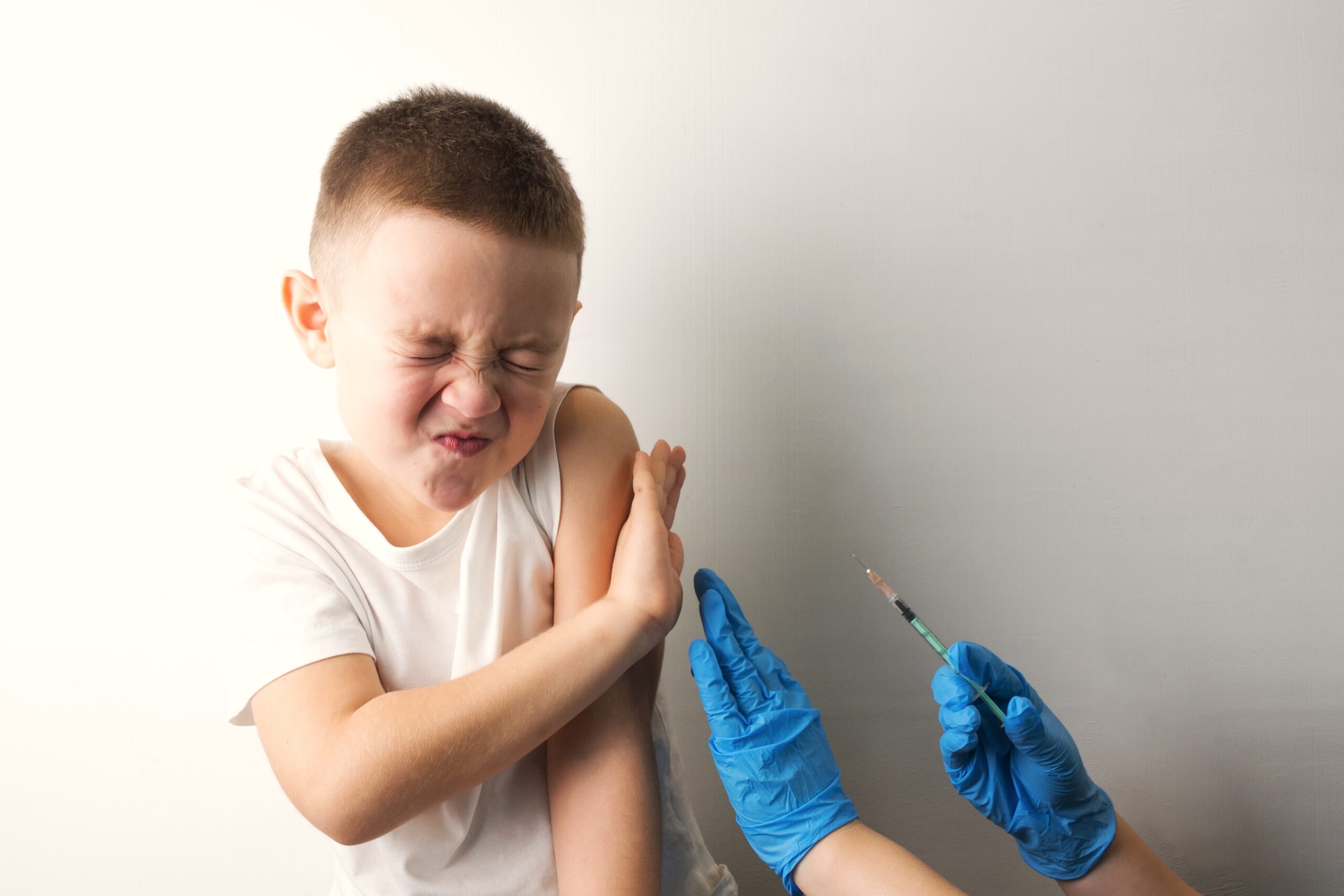 4 Pasos para eliminar el dolor de las vacunas en niños