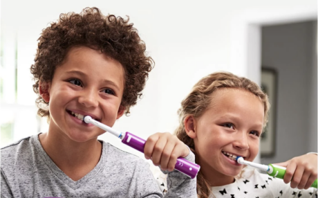 El cepillo de dientes eléctrico es mejor para los niños