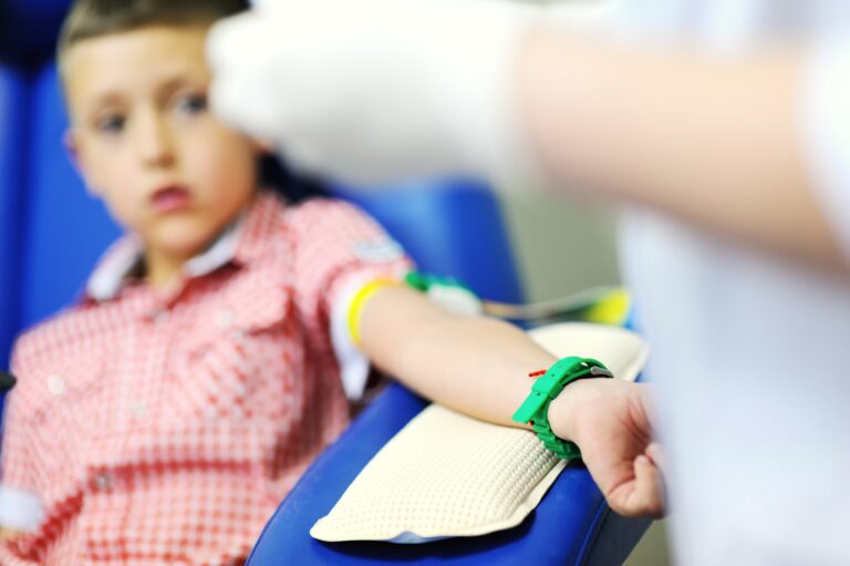 Fiebre infantil: Nuevo análisis de sangre determina la causa